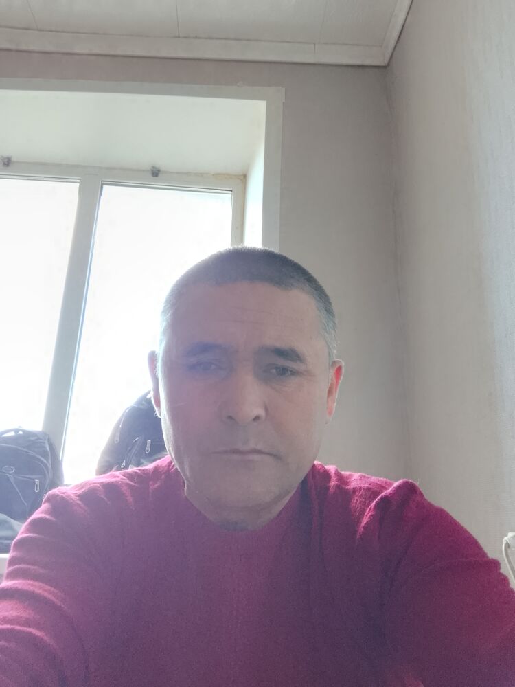  37323581  , 54 ,    