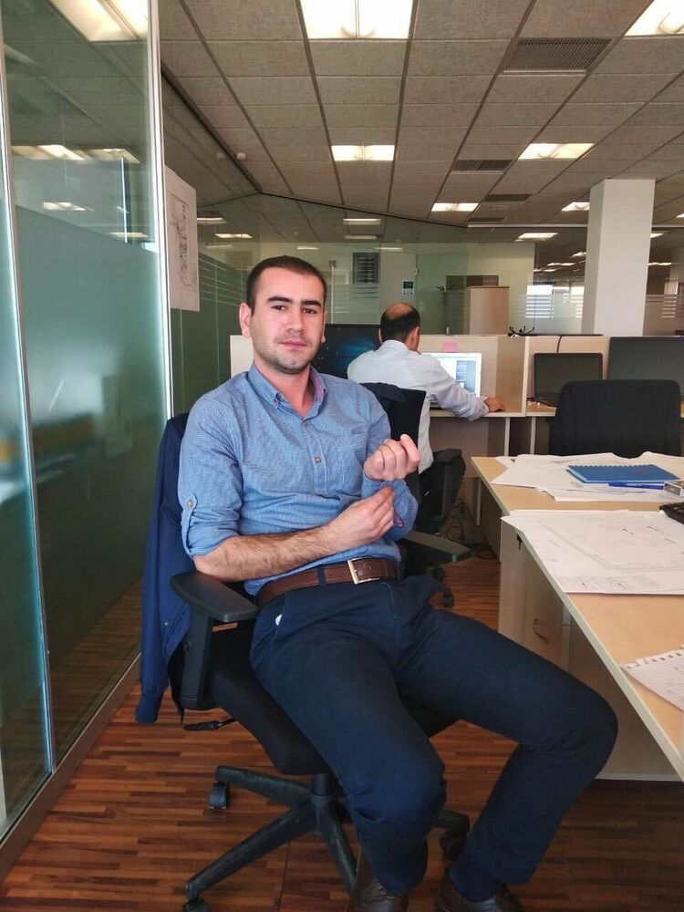  ,   Anar, 35 ,   ,   , c , 