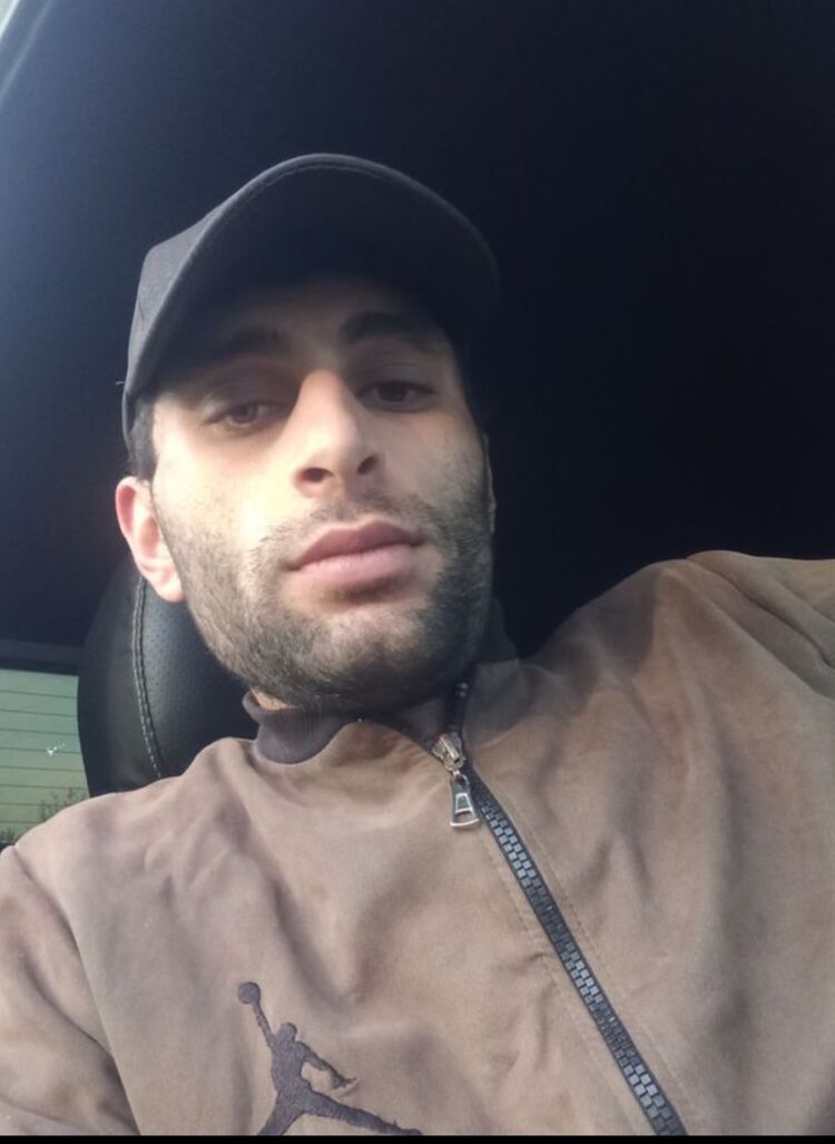  35867901  , 27 ,    