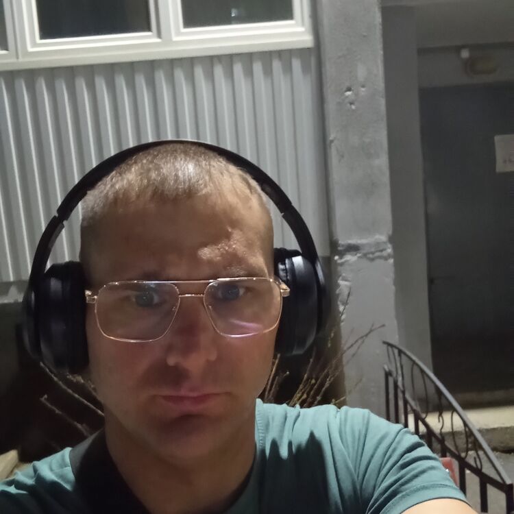  43379091  , 37 ,    