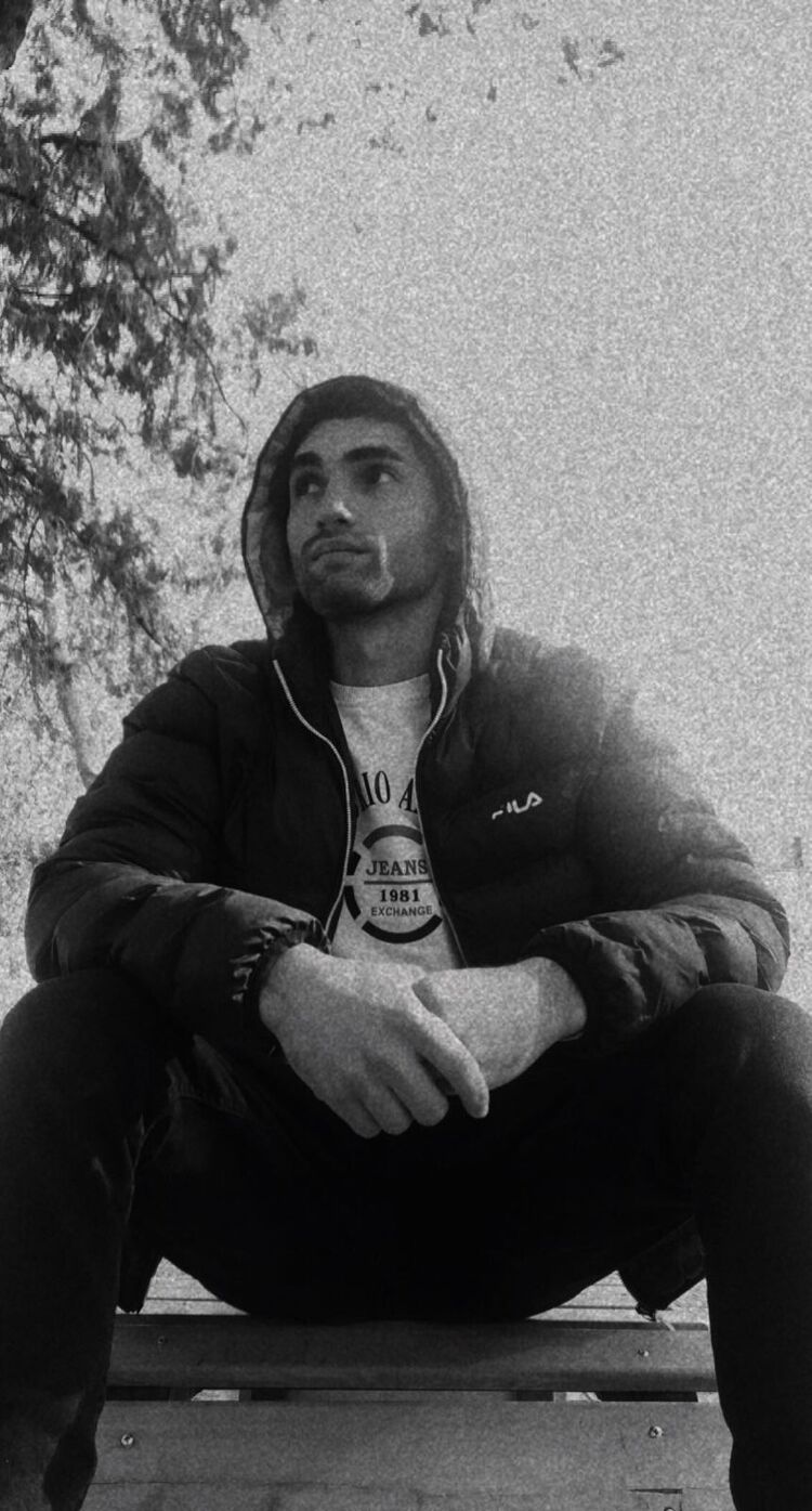  25644391  Ruslan, 26 ,    
