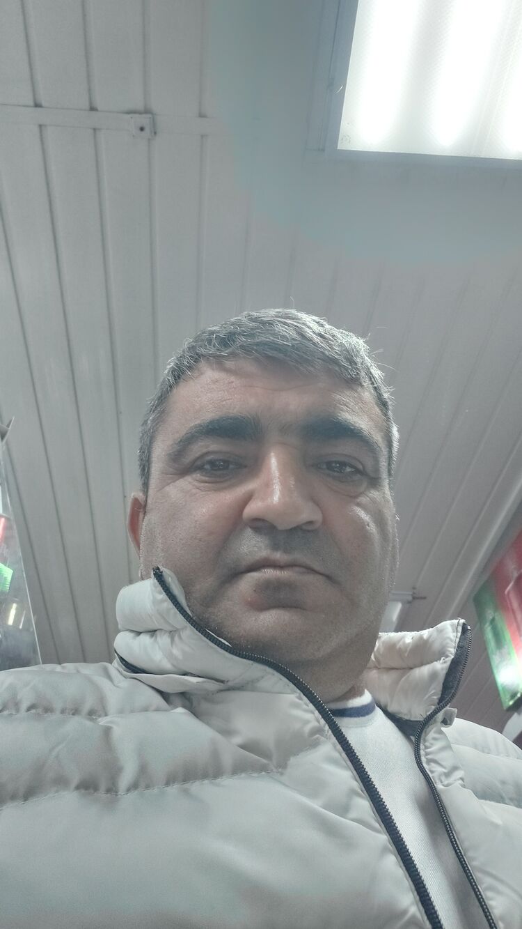  34213311  Samir, 39 ,    