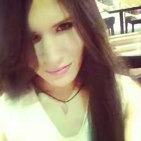  ,   Nikol ts, 32 ,   ,   , c 