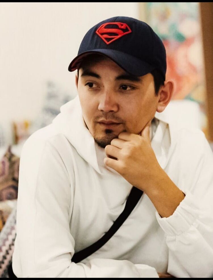  53294041  , 35 ,    -