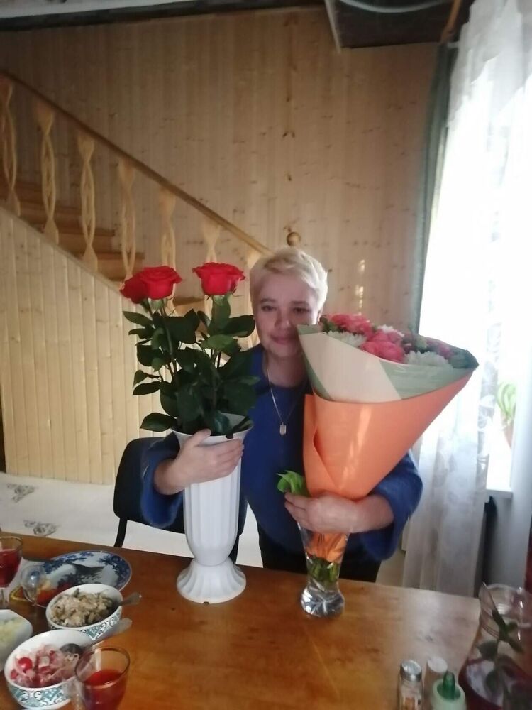  ,   Marina, 48 ,   ,   