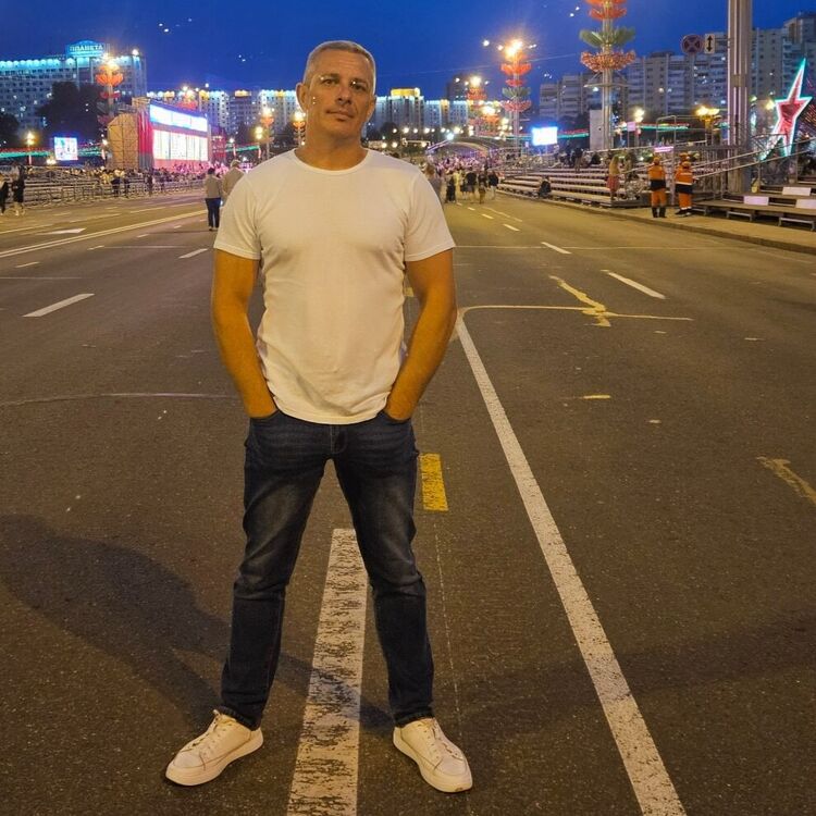  53441151  Vladimir, 44 ,    