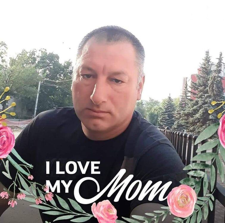  43885971  , 52 ,    