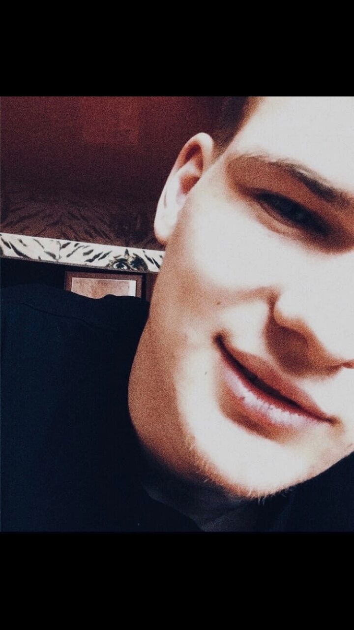  26580791  Alexander, 25 ,    --