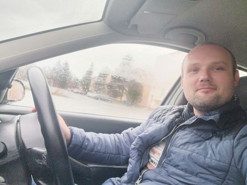  ,   Dmitrii, 39 ,   ,   , c 