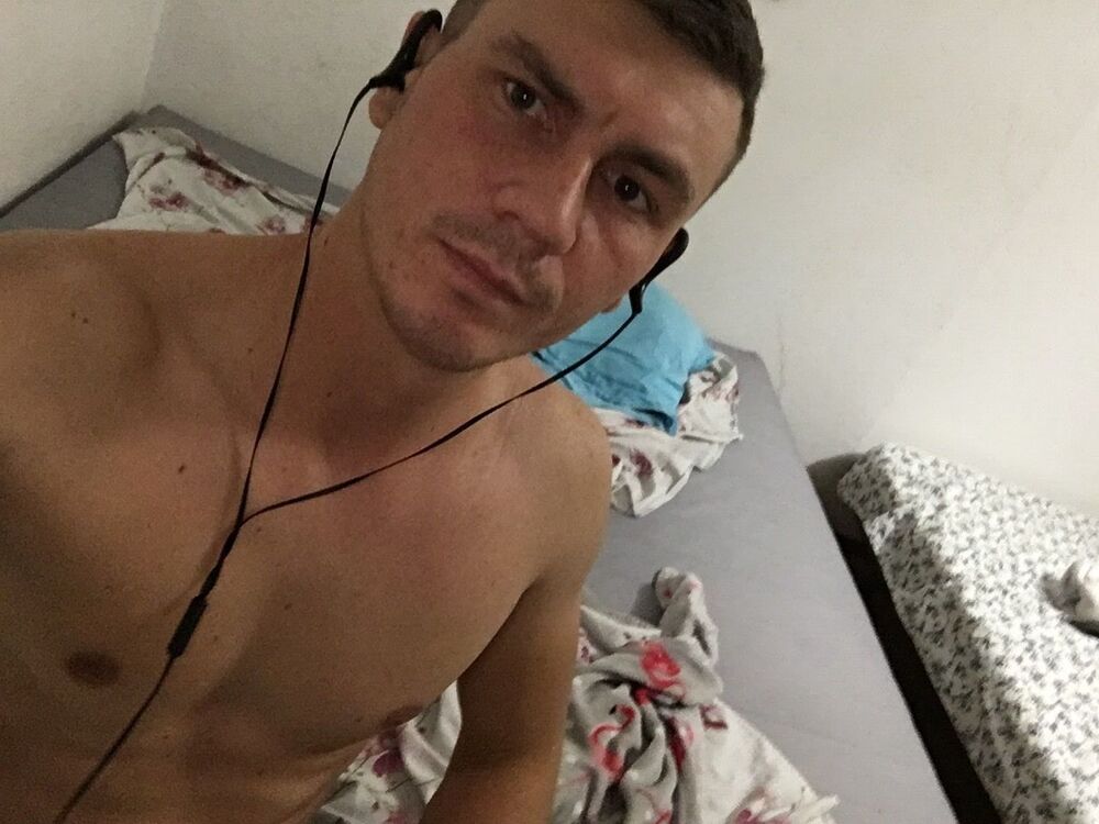  24338301  Nikolay, 31 ,    