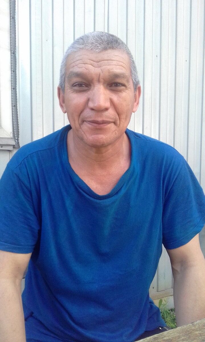  17814741  Rahmon, 61 ,    -