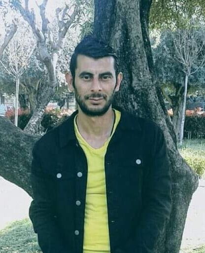  24234691  Emrah, 38 ,    