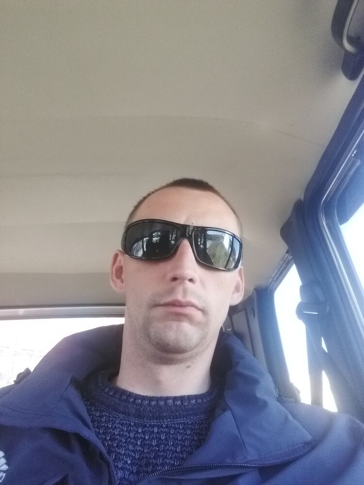  29273471  , 33 ,    