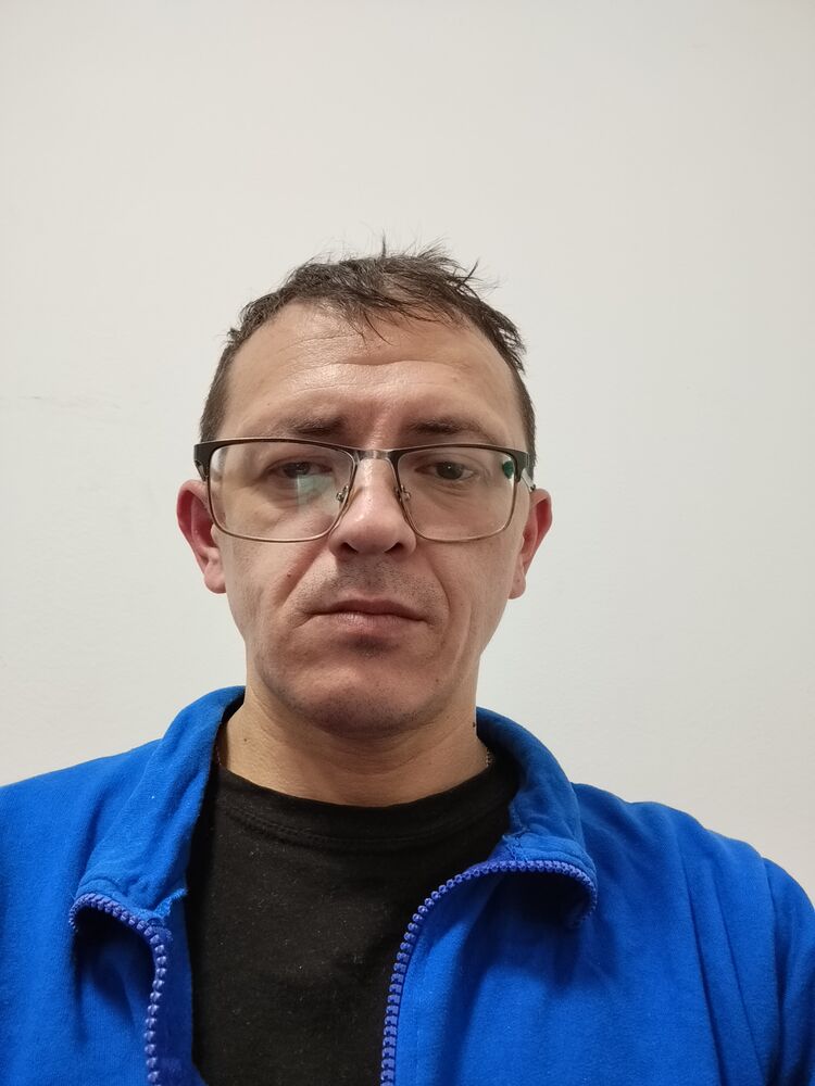  48246851  Pavel, 38 ,    