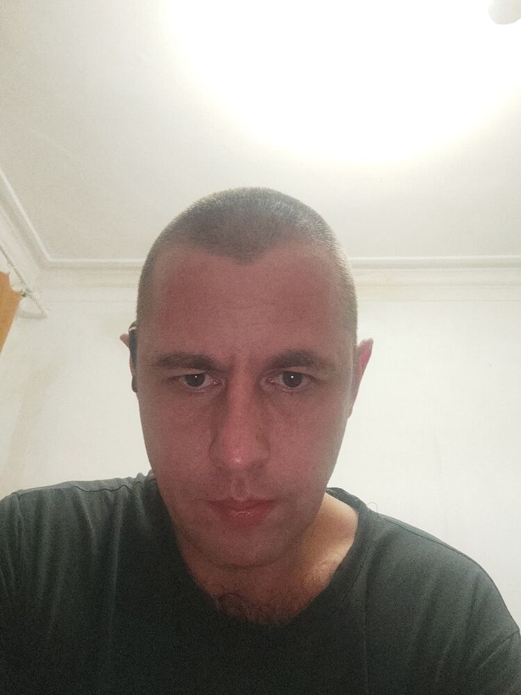  33093821  , 44 ,    