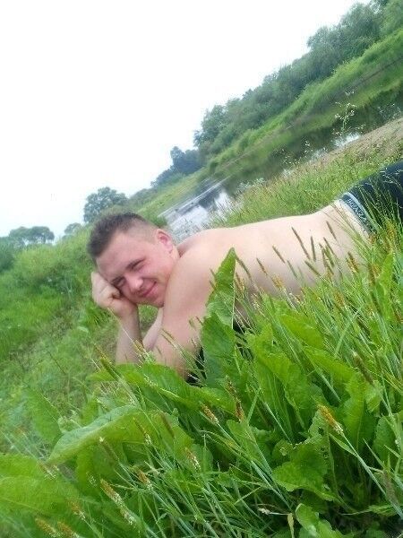  17673261  Sergej, 30 ,    