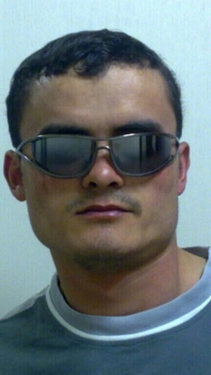  38504981  Bek, 42 ,    