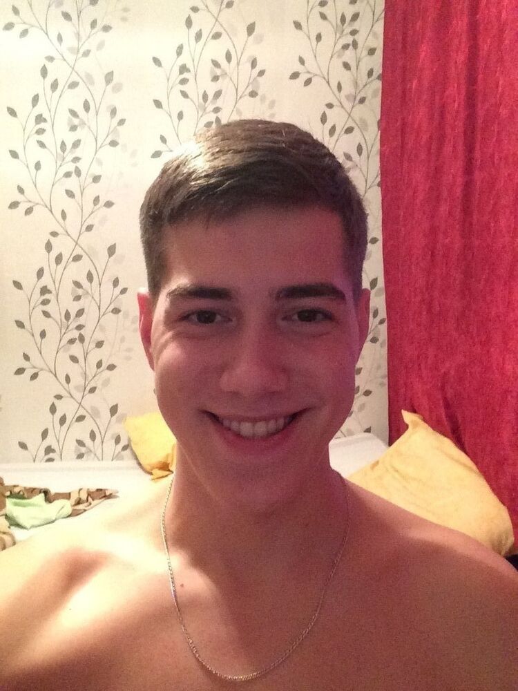  8449481  Vlad, 26 ,    