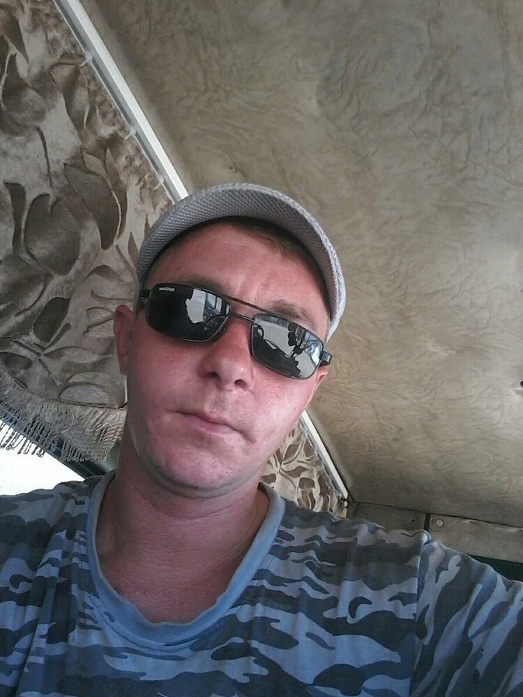  20667381  , 34 ,    
