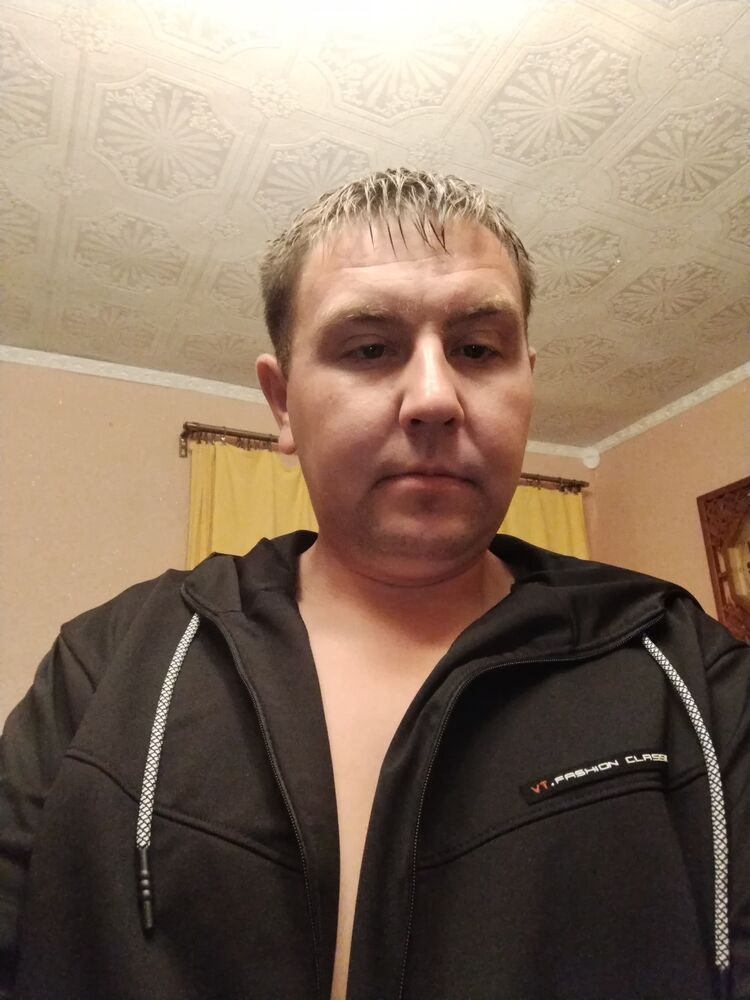  49016281  , 33 ,    