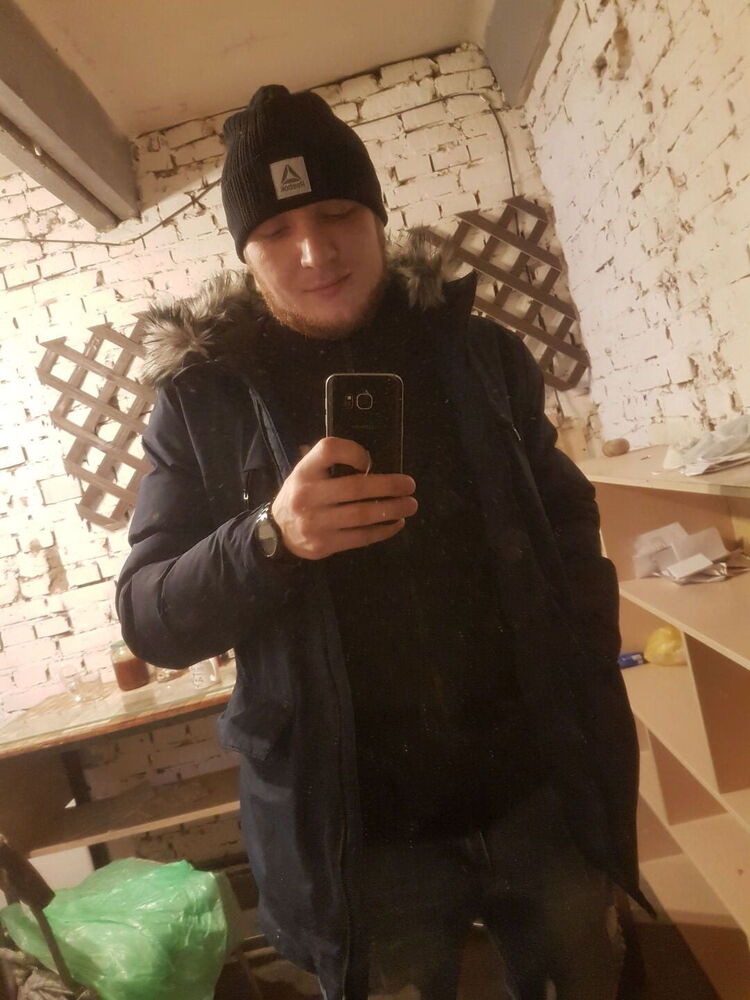  ,   Maksim, 25 ,   ,   