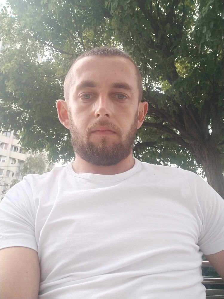  Bielany Wroclawskie,   Bohdan, 28 ,   ,   
