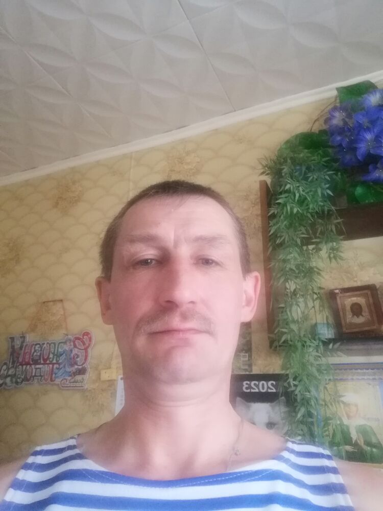 37429081  , 49 ,    
