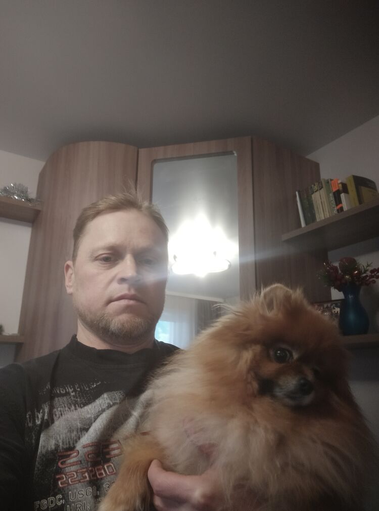  37005121  Vladimir, 55 ,    
