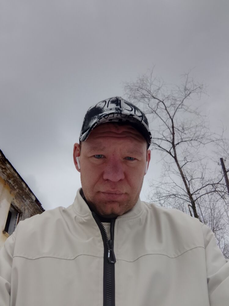  ,   Konstantin, 35 ,   ,   , c 