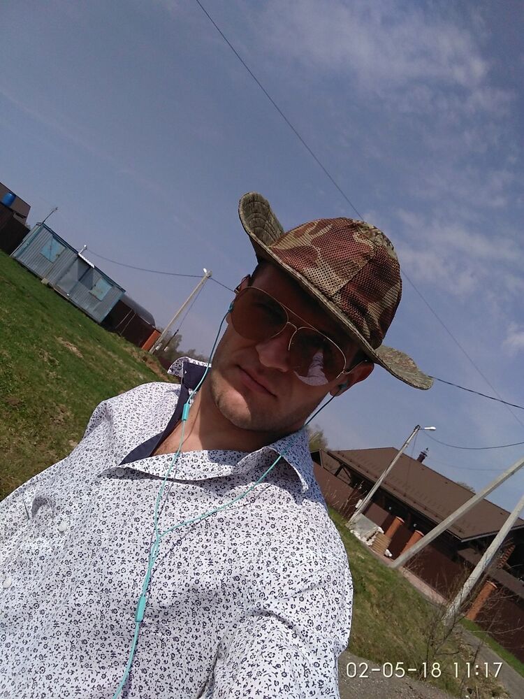  ,   Sergiu, 34 ,     , c 