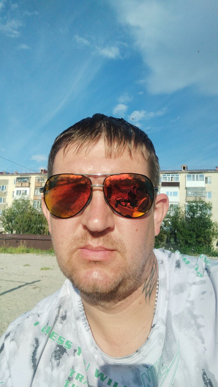  46256601  , 40 ,    
