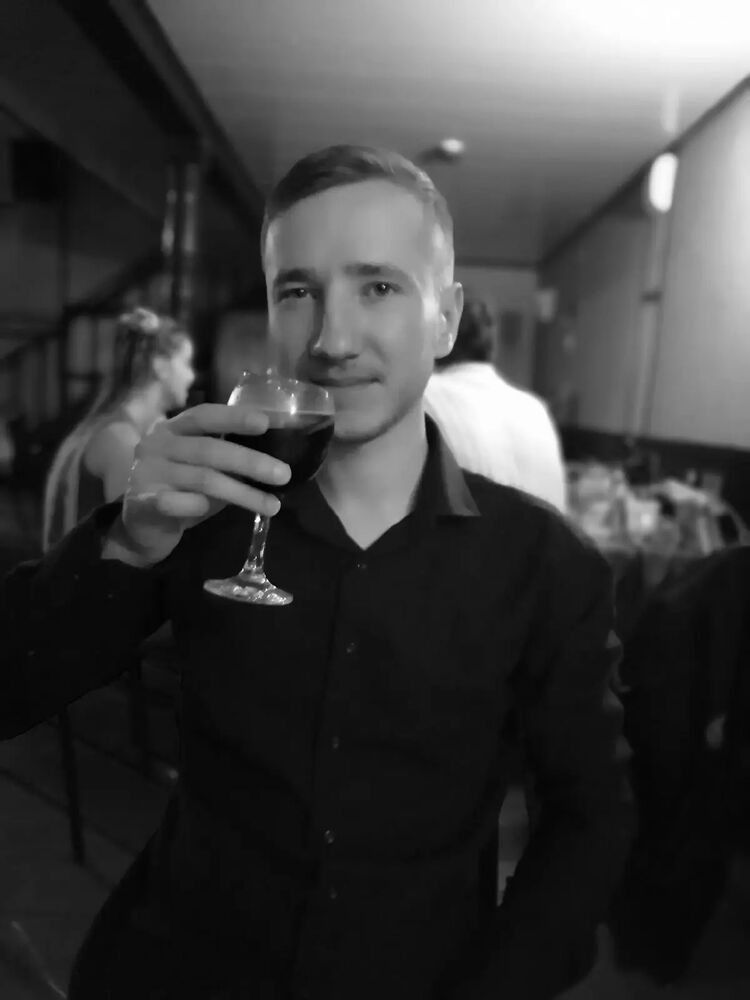 ���� 26377471 ������� ������, 33 ����, ���� ���������� � �����-����������