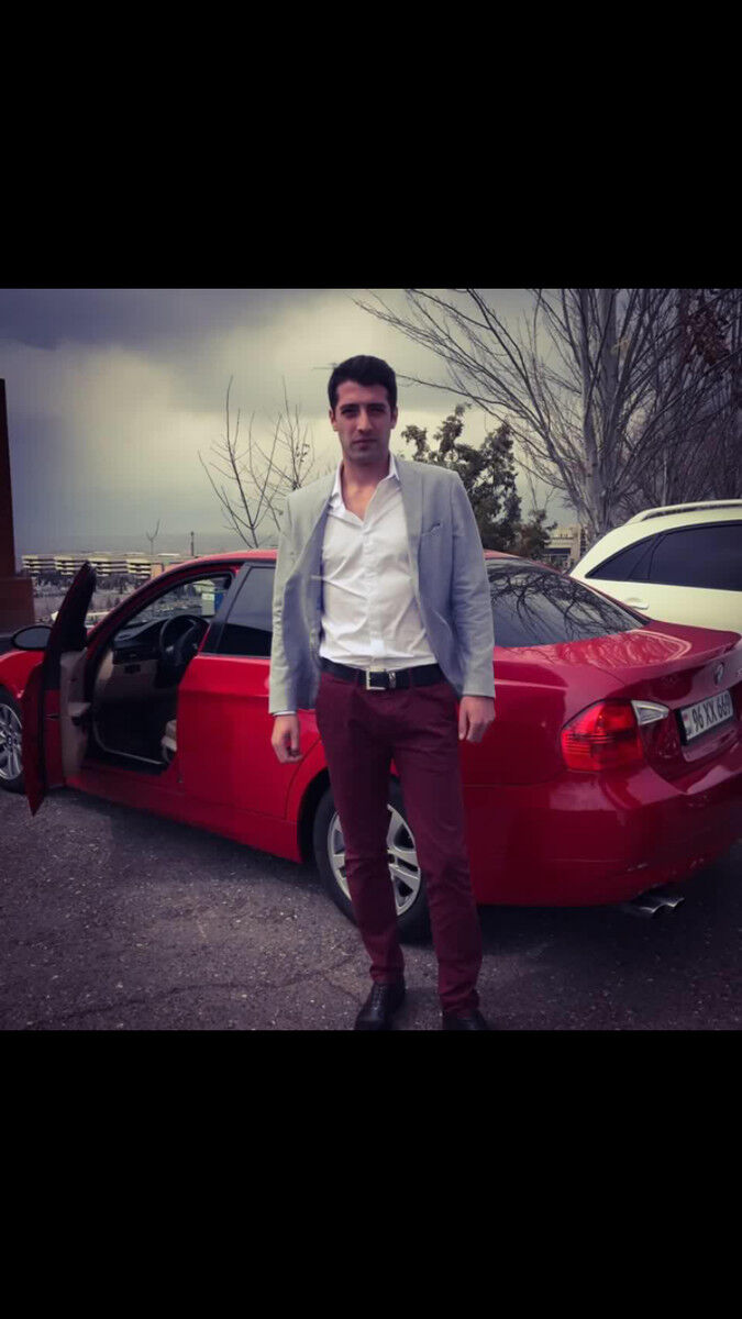  15280731  Vrej, 39 ,    