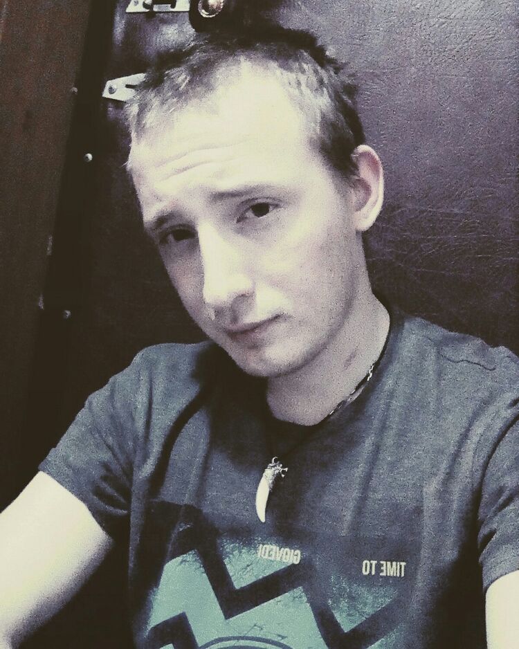  22711821  , 28 ,    