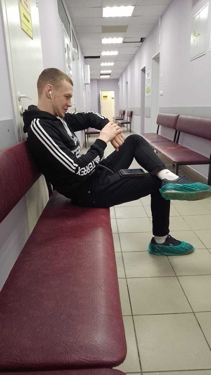  31287371  , 27 ,    -