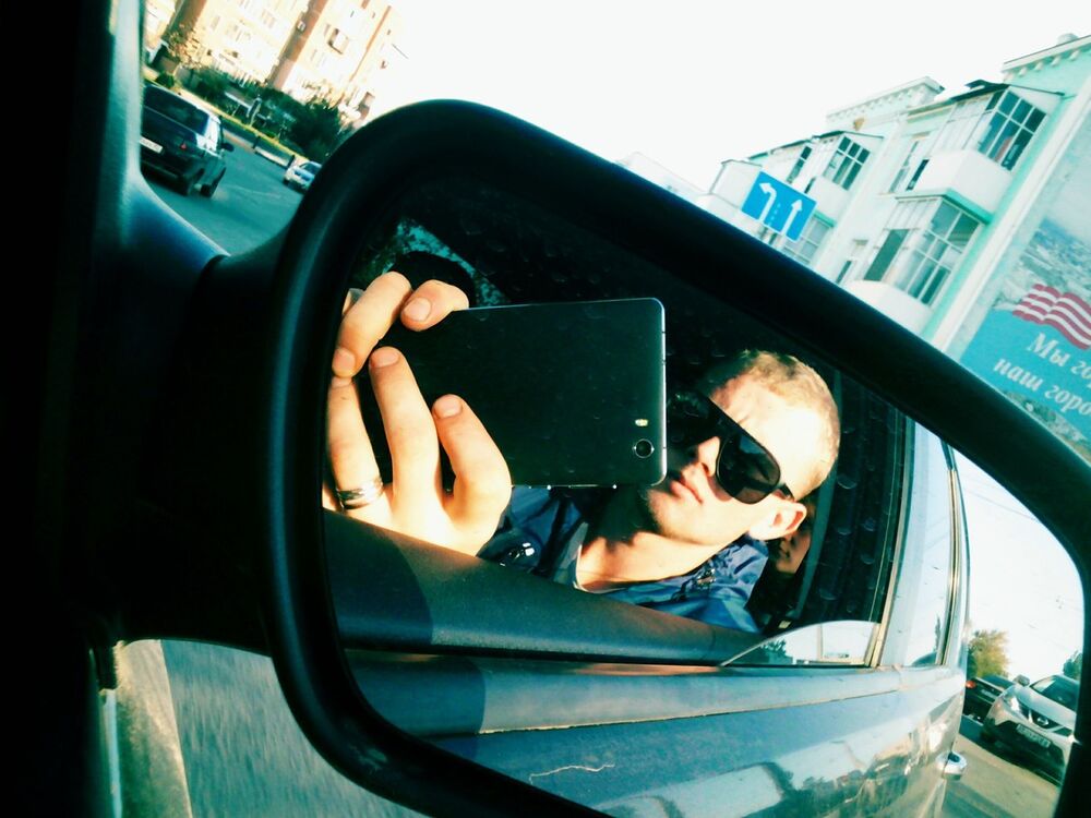  10738851  Pavel, 31 ,    