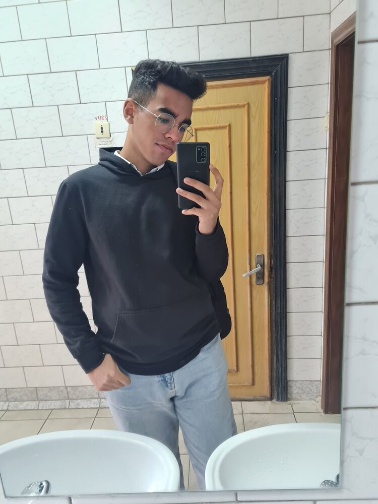  39218351  , 25 ,    