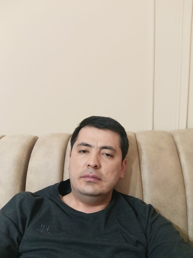  41893141  Adxambek, 30 ,    