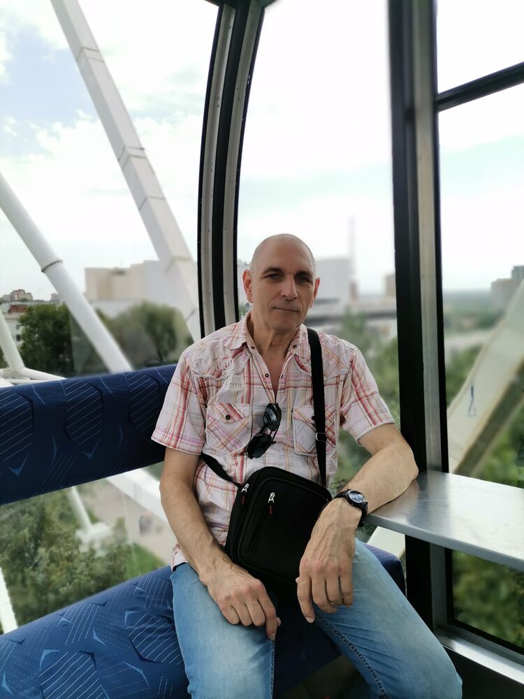  --,   Oleg, 64 ,     , c 