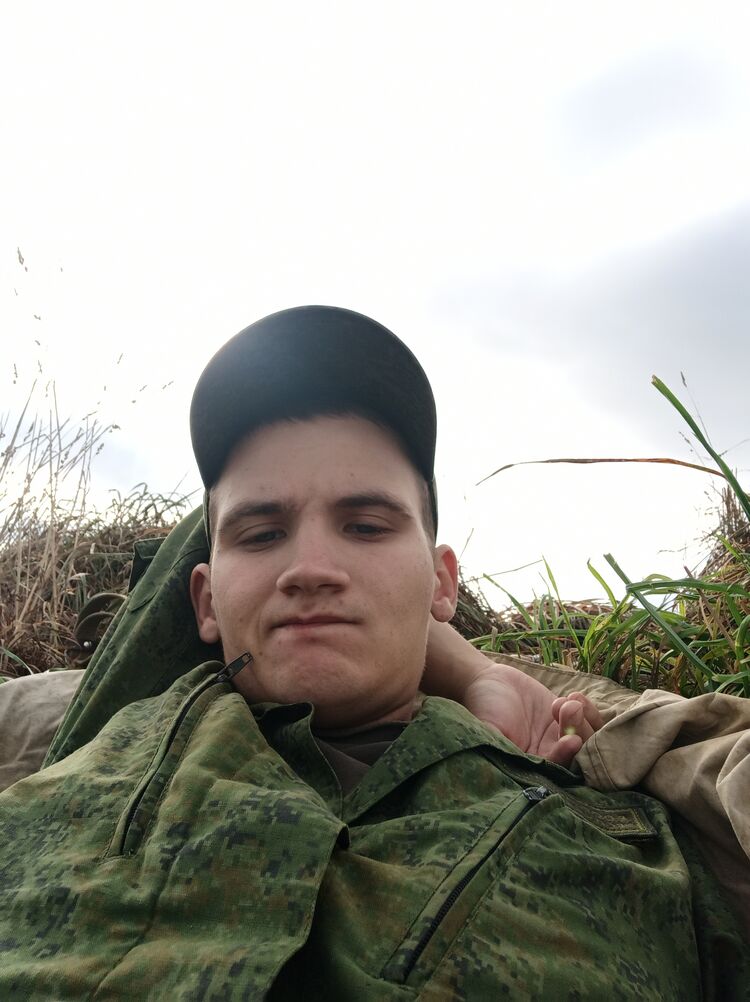  37115991  , 22 ,    