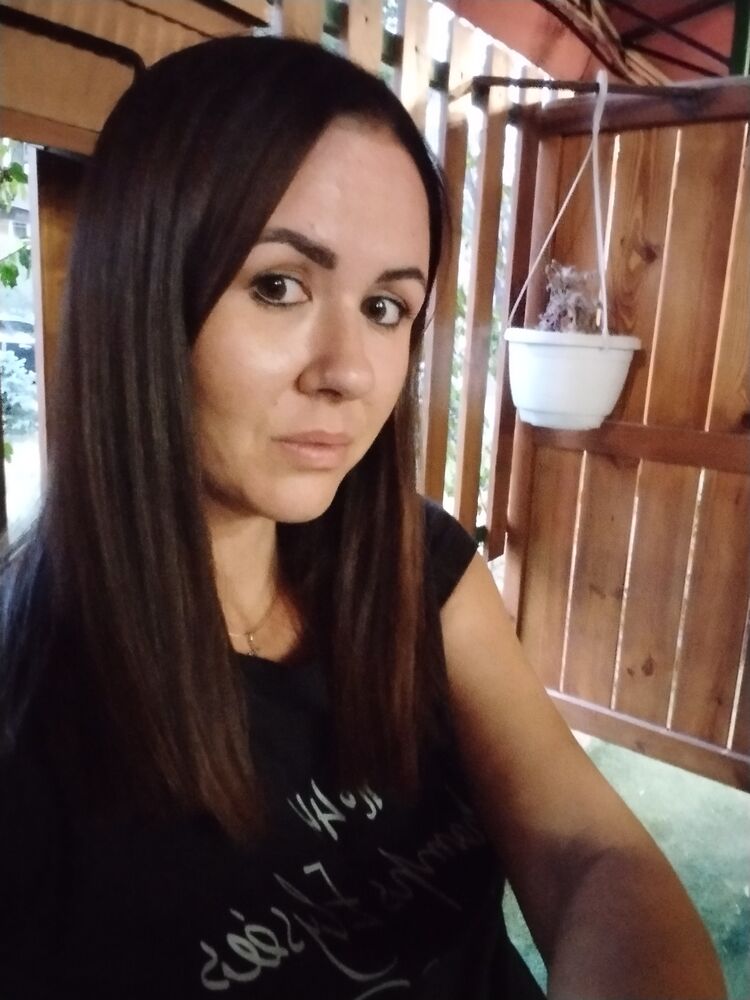  ,   Olga, 37 ,   ,   