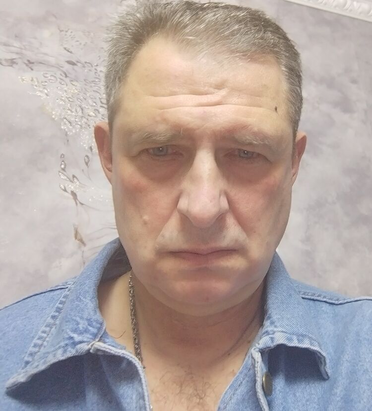  42292821  , 52 ,    