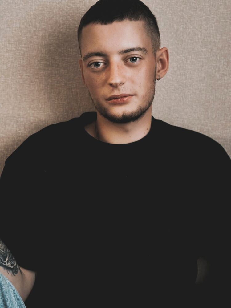  47775631  Vyacheslav, 22 ,    