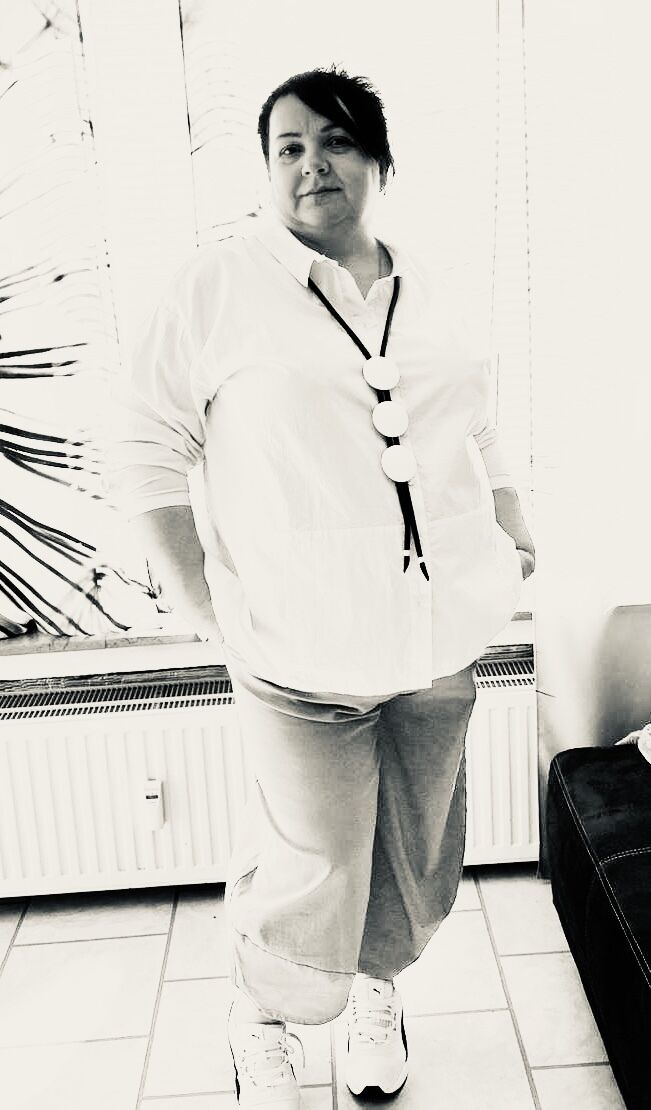  54168941  Lilia, 52 ,    Osnabruck