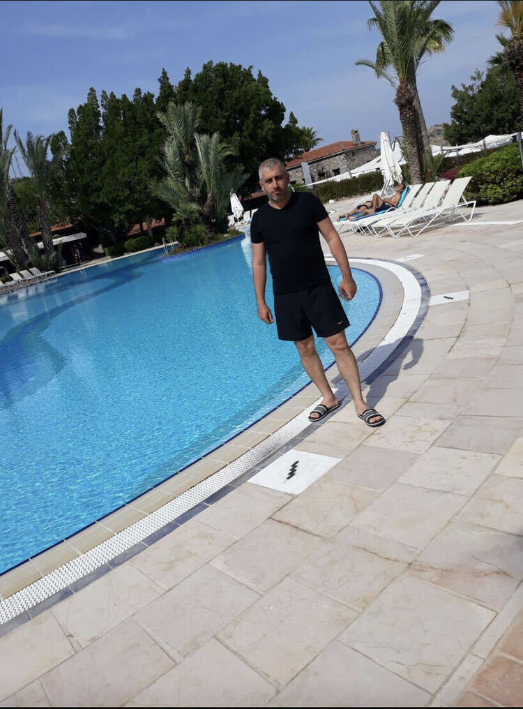  35618941  Erkan, 44 ,    Alanya