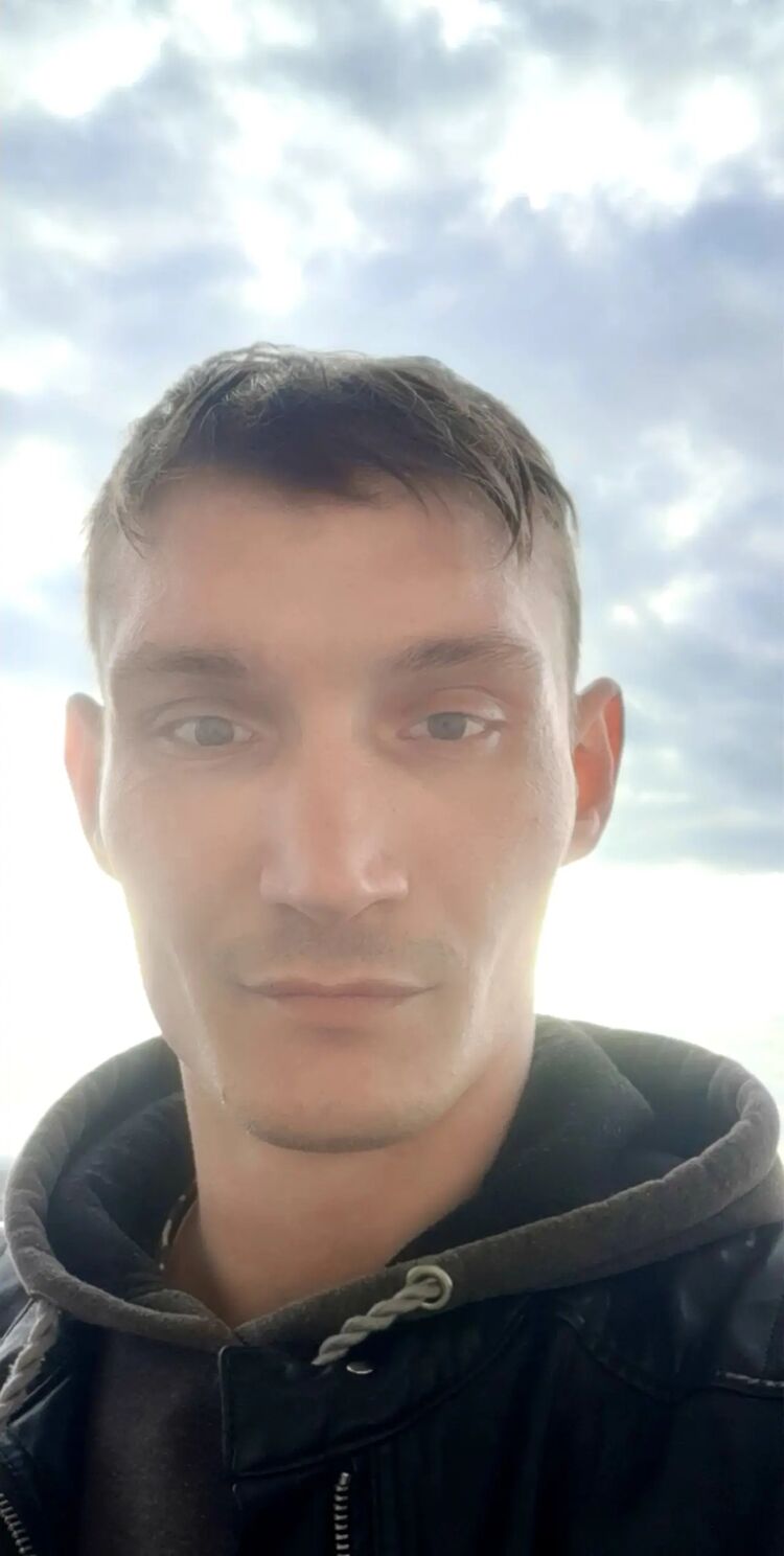  51205831  , 33 ,    