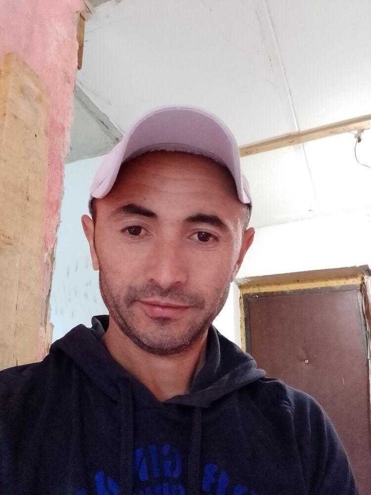  ,   Shukhrat, 34 ,   ,   