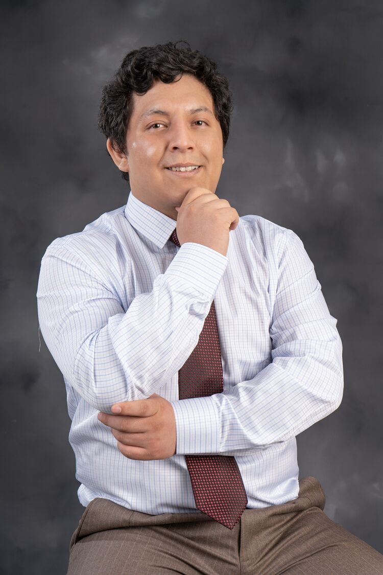  ,   Denis, 31 ,   ,   , c 