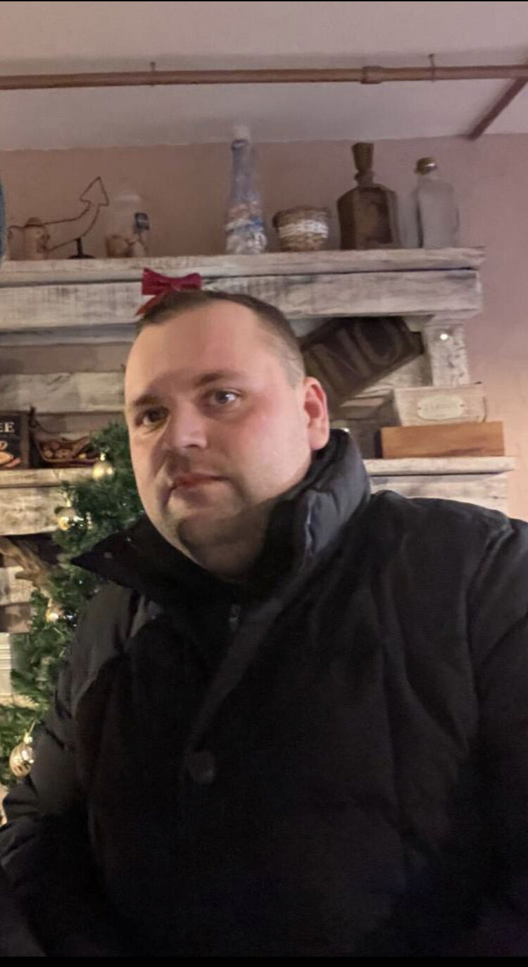  32965181  , 35 ,    -