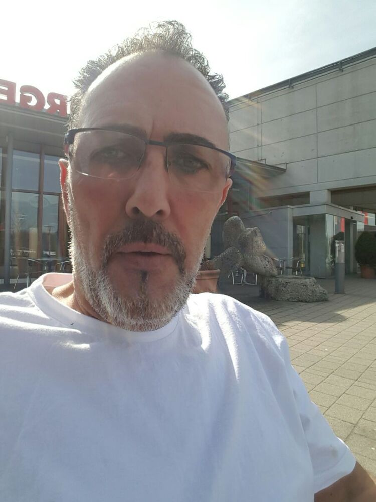  ,   Manfred, 62 ,   ,   , c 